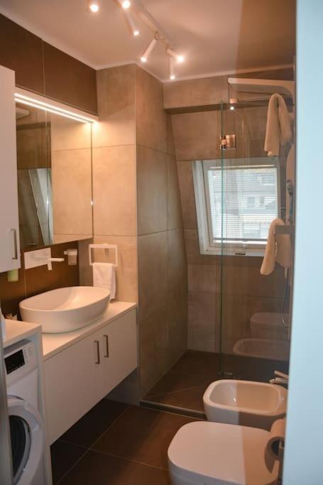 Moderne Ferienwohnung Merano Exterior foto